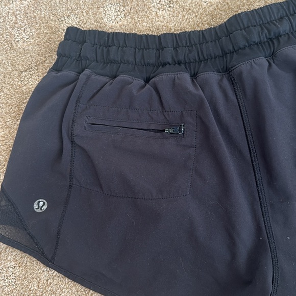 Lululemon black running shorts, size 6 - Picture 5 of 7